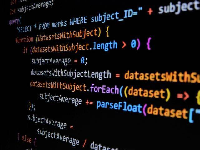 JavaScript - język programowania, którego powinieneś się uczyć